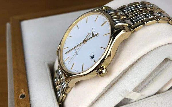 浪琴手表怎么看型号（图）